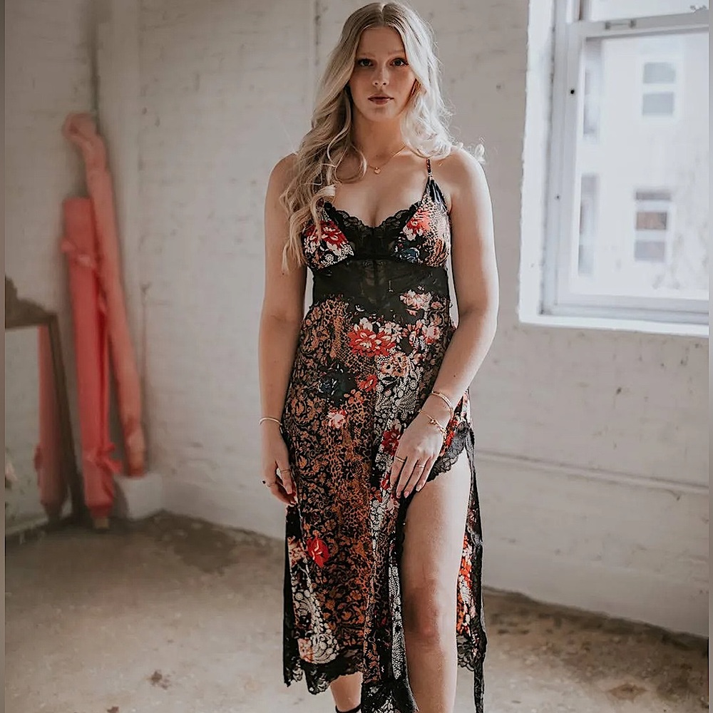 SOLD❗️Free People Right Now Midi Slip✨Brand New✨ - Picture 1 of 10